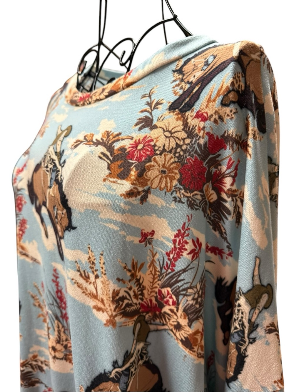 Light Blue Western Cowboy Floral Sweatshirt L/XL - Picture 5 of 8